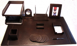 Офисный настольный набор из кожи для руководителя S31V BR ( 12 предметов) с большой положкой на стол